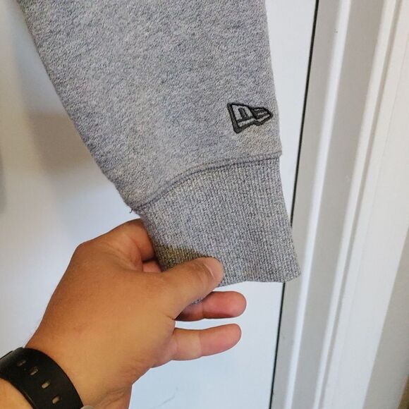 New Era Buffalo Sabres Hoodie - Picture 4 of 6